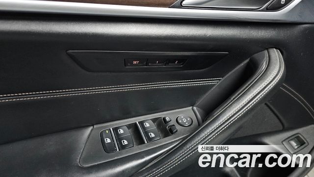 BMW 5-Series 530i M Sport Package