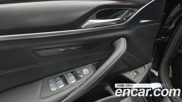 BMW 5-Series 520i M Sport