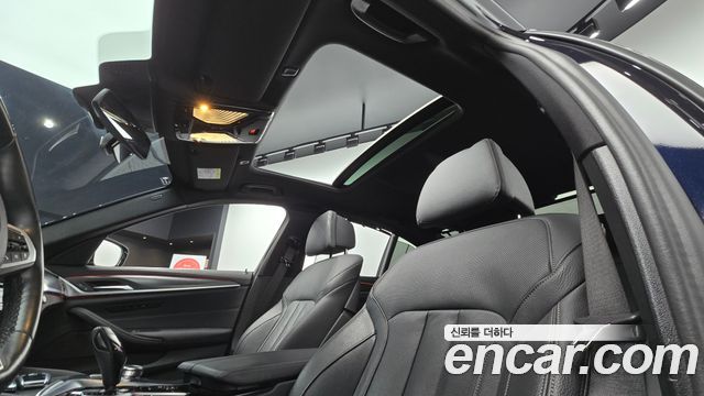 BMW 5-Series 520i M Sport
