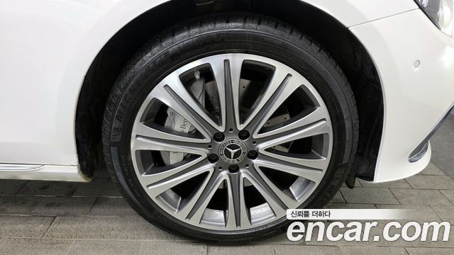 Mercedes-Benz E-Class E450 4MATIC Exclusive