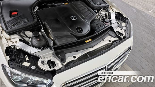 Mercedes-Benz E-Class E450 4MATIC Exclusive