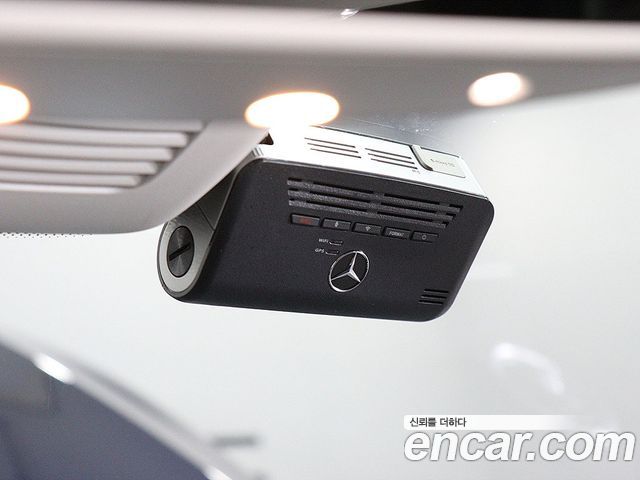Mercedes-Benz E-Class E300 Avantgarde