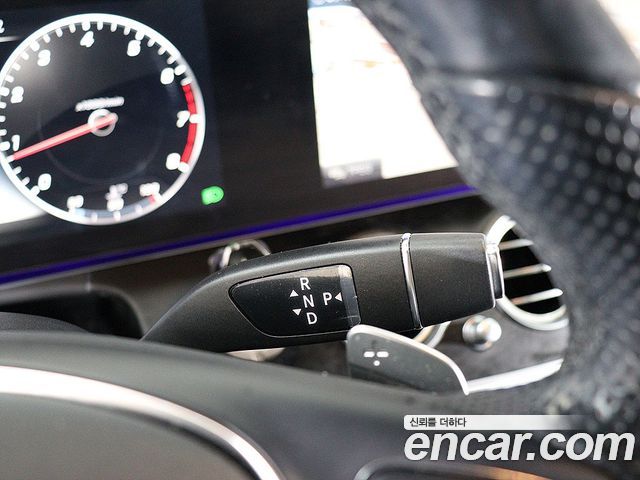 Mercedes-Benz E-Class E300 Avantgarde