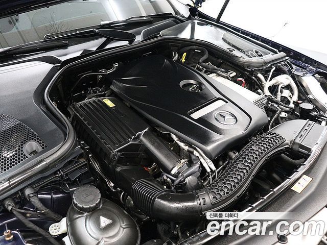 Mercedes-Benz E-Class E300 Avantgarde