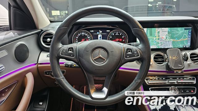 Mercedes-Benz E-Class E200 Avantgarde
