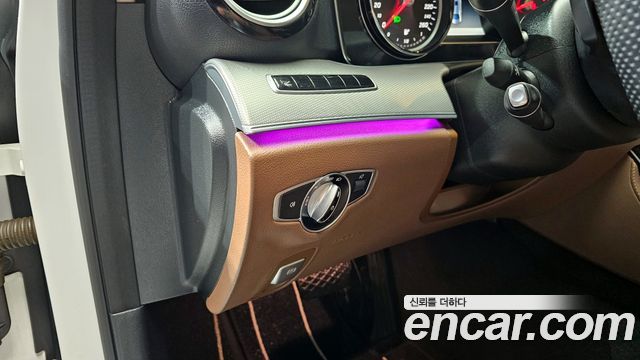 Mercedes-Benz E-Class E200 Avantgarde