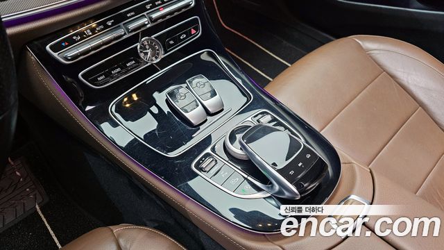 Mercedes-Benz E-Class E200 Avantgarde