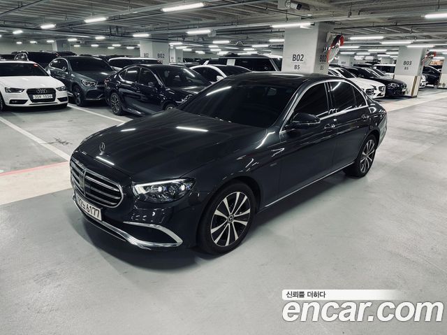 Mercedes-Benz E-Class E300e 4MATIC Exclusive