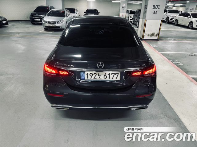 Mercedes-Benz E-Class E300e 4MATIC Exclusive