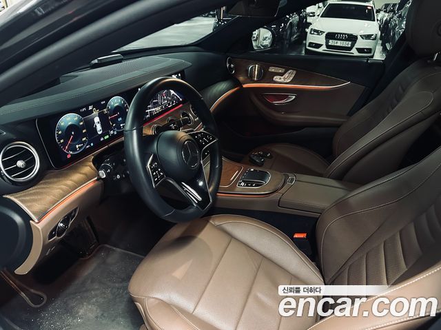 Mercedes-Benz E-Class E300e 4MATIC Exclusive