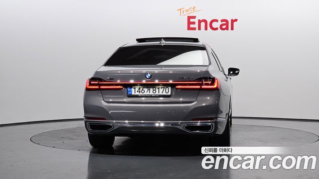 BMW 7-Series 740Li xDrive Design Pure Excellence