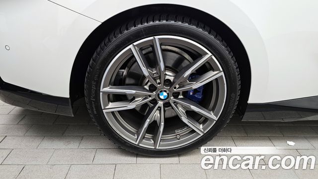 BMW 2-Series M240i xDrive Online Exclusive Coupe