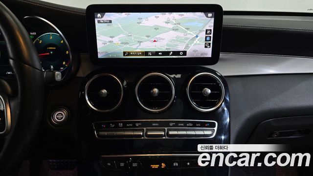 Mercedes-Benz GLC-Class GLC220 d 4MATIC