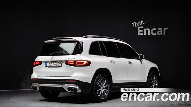 Mercedes-Benz GLB-Class AMG GLB35 4MATIC