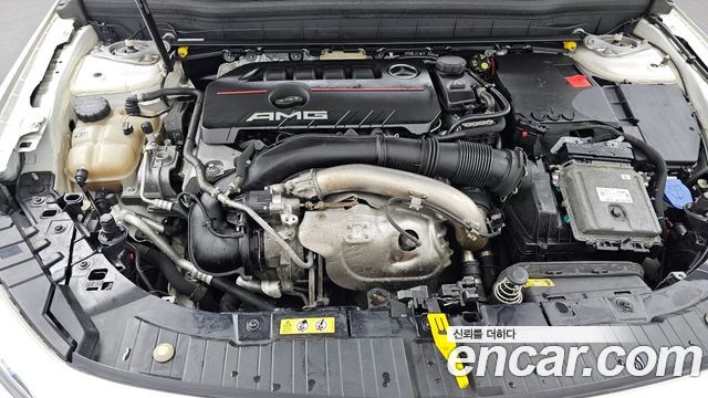 Mercedes-Benz GLB-Class AMG GLB35 4MATIC