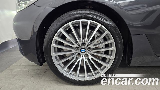BMW Gran Turismo 640i xDrive Luxury