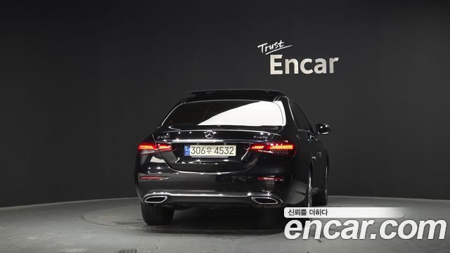 Mercedes-Benz E-Class E450 4MATIC Exclusive
