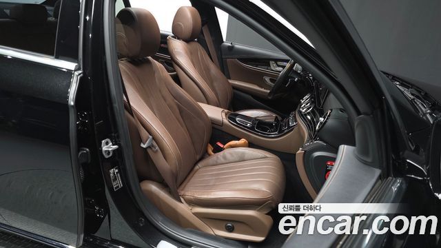Mercedes-Benz E-Class E450 4MATIC Exclusive