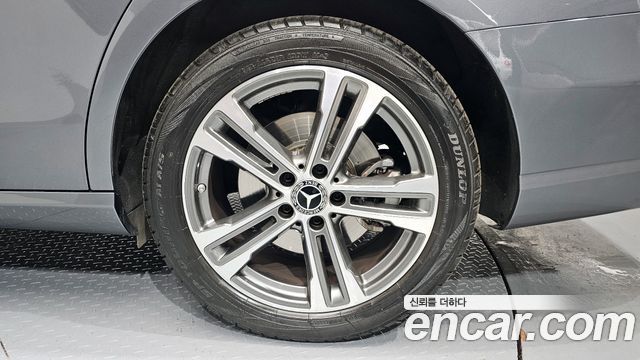 Mercedes-Benz E-Class E350 4MATIC Avantgarde