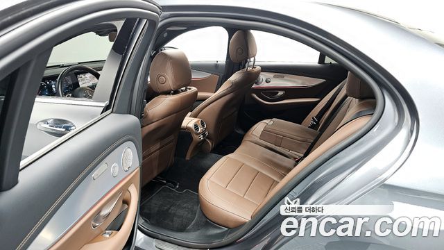 Mercedes-Benz E-Class E350 4MATIC Avantgarde
