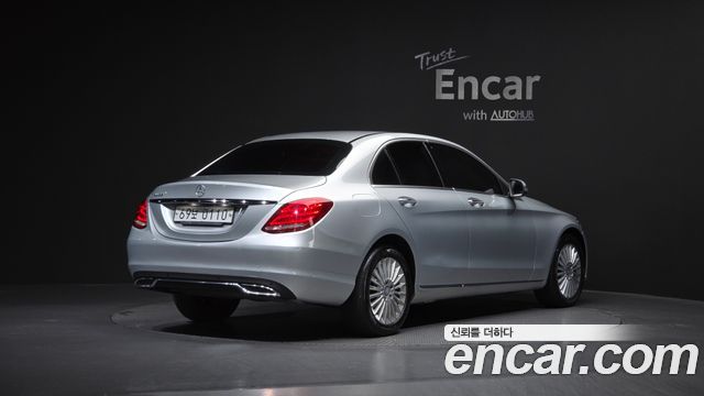 Mercedes-Benz C-Class C220 d Exclusive