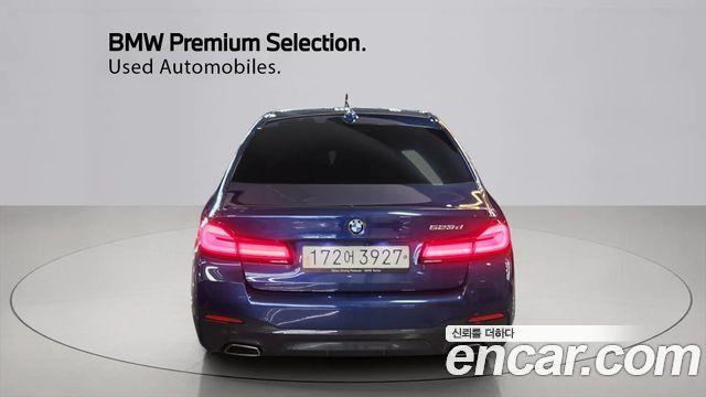 BMW 5-Series 523d M Sport