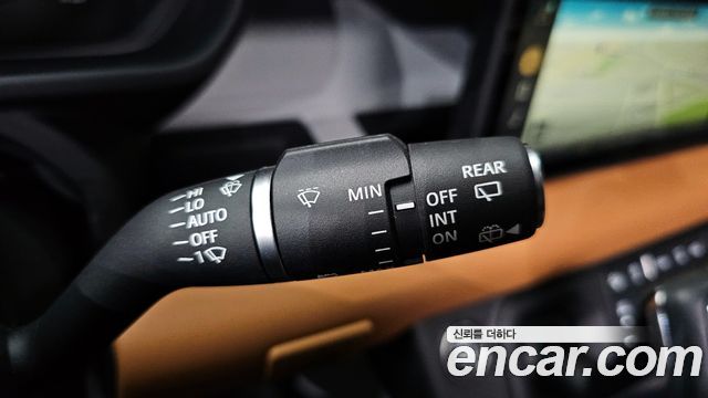 Land Rover Defender 110 P300 X-Dynamic SE