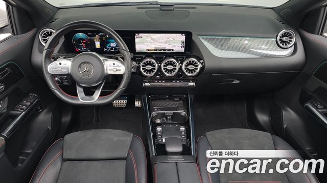Mercedes-Benz GLA-Class GLA250 4MATIC