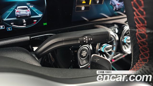 Mercedes-Benz GLA-Class GLA250 4MATIC