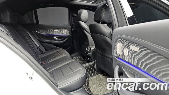 Mercedes-Benz E-Class E350 4MATIC AMG Line