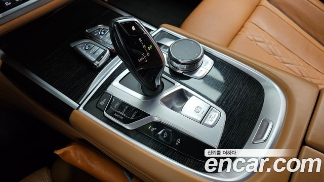 BMW 7-Series 740d xDrive M Sport