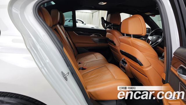 BMW 7-Series 740d xDrive M Sport