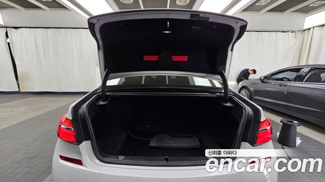 BMW 7-Series 740d xDrive M Sport