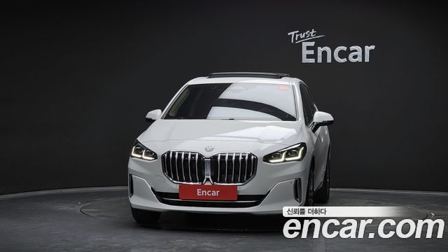 BMW 2-Series 220i Luxury