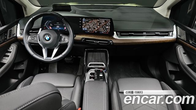 BMW 2-Series 220i Luxury