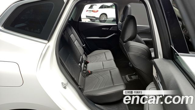BMW 2-Series 220i Luxury