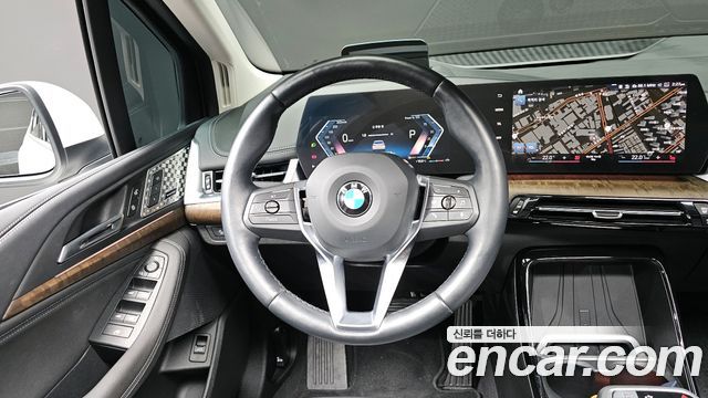 BMW 2-Series 220i Luxury
