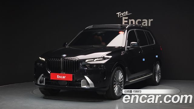 BMW X7 xDrive 40i Design Pure Excellence 7-Seater