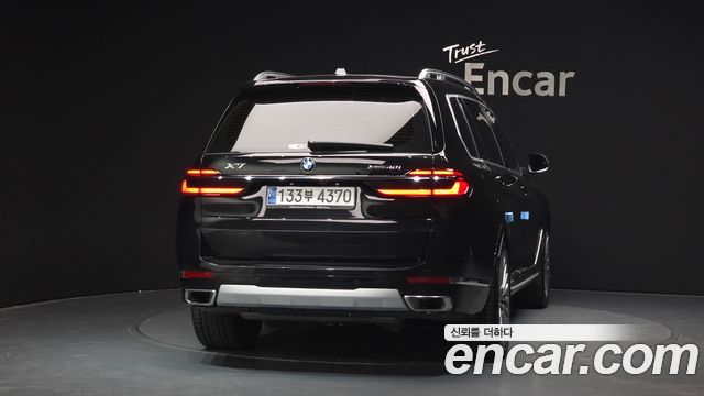 BMW X7 xDrive 40i Design Pure Excellence 7-Seater