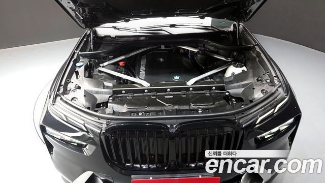 BMW X7 xDrive 40i Design Pure Excellence 7-Seater