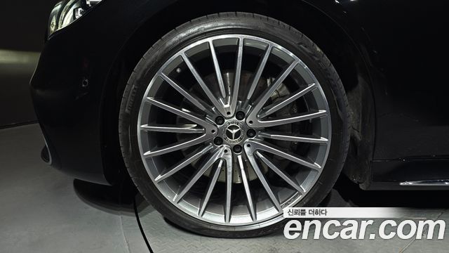 Mercedes-Benz S-Class S500L 4MATIC