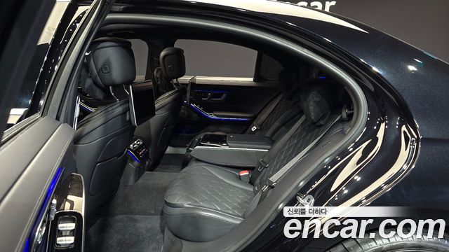 Mercedes-Benz S-Class S500L 4MATIC