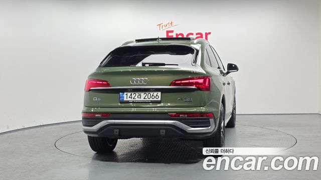Audi Q5 45 TFSI Quattro Premium Sportback