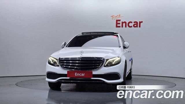 Mercedes-Benz E-Class E300 Exclusive