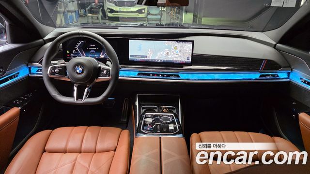 BMW 7-Series 740i xDrive M Sport