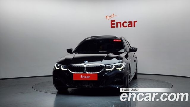BMW 3-Series 320i Touring M Sports