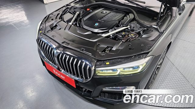 BMW 7-Series 740Li xDrive M Sport Package