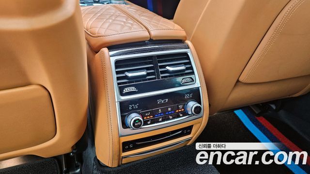 BMW 7-Series 740Li xDrive M Sport Package