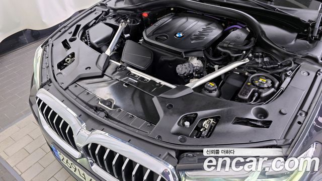 BMW 5-Series 523d M Sport