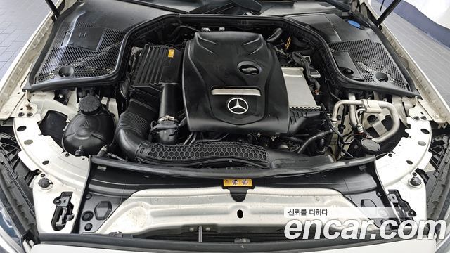 Mercedes-Benz C-Class W205 C200 Cabriolet